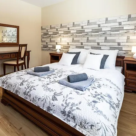 Rodzinny Apartament Z Garazem - Not For Ar-ab!